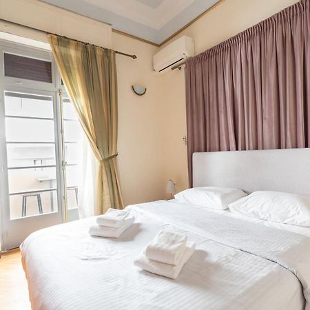 Ideal 4 Bdr Apartment In Plaka For 10! Афины Экстерьер фото